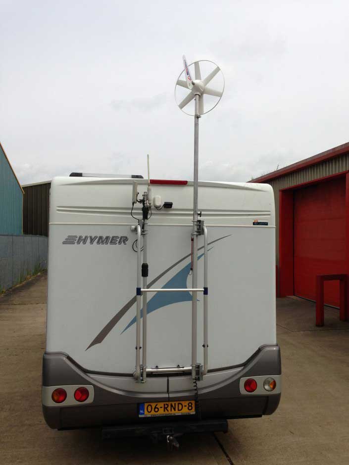 wind-powered-caravans